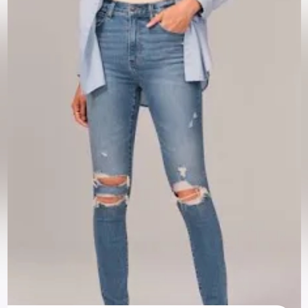 Abercrombie & Fitch Curve Love The Skinny High Rise Jeans Raw Hem Size 26